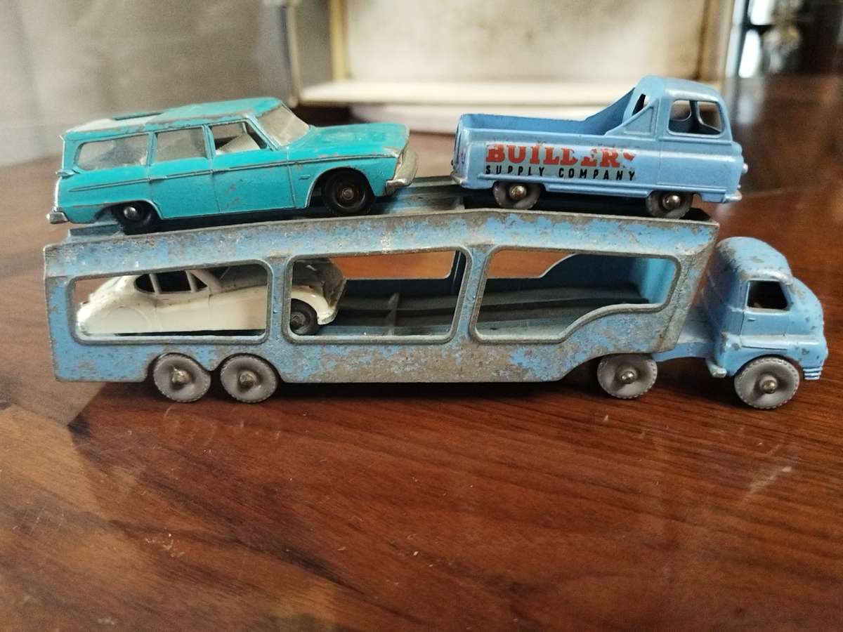 Matchbox Car Transporter plus 3 cars