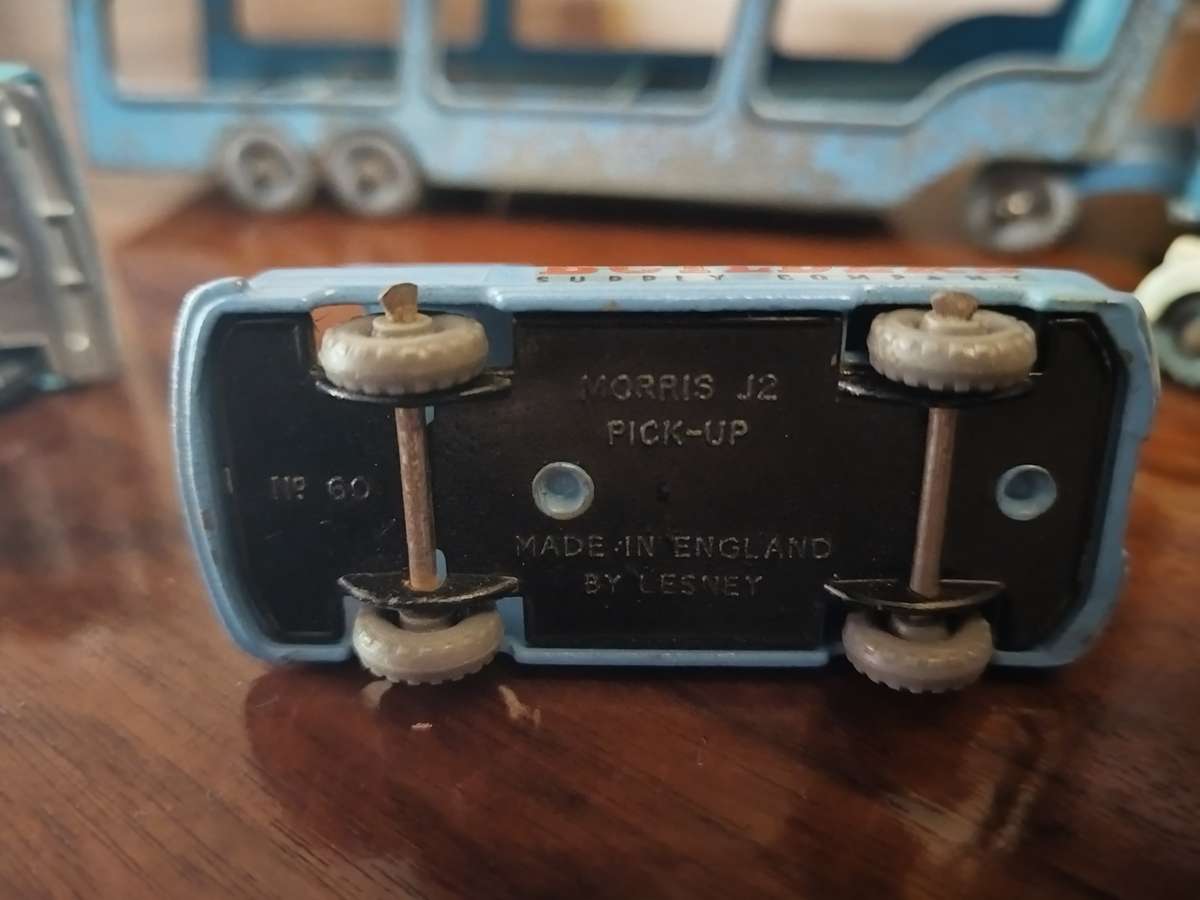 Matchbox Car Transporter plus 3 cars