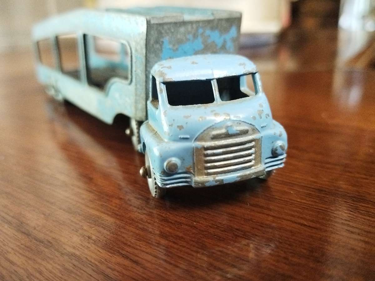 Matchbox Car Transporter plus 3 cars