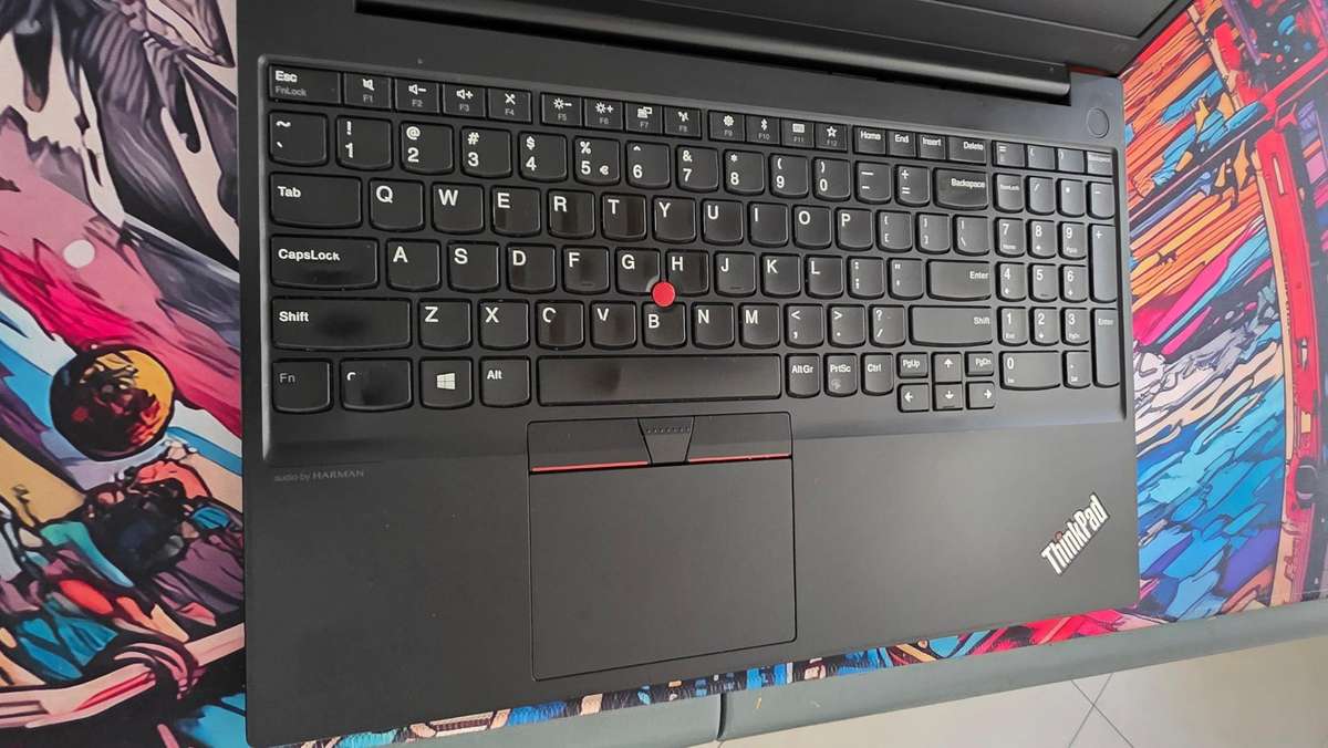 Lenovo ThinkPad E15 (i5 10th, 16gb, 512gb, win11)
