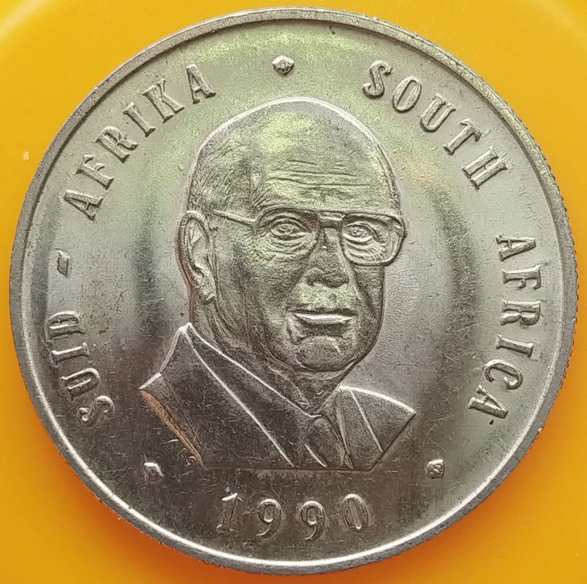 1990   R1   COIN      RSA           SUN15027