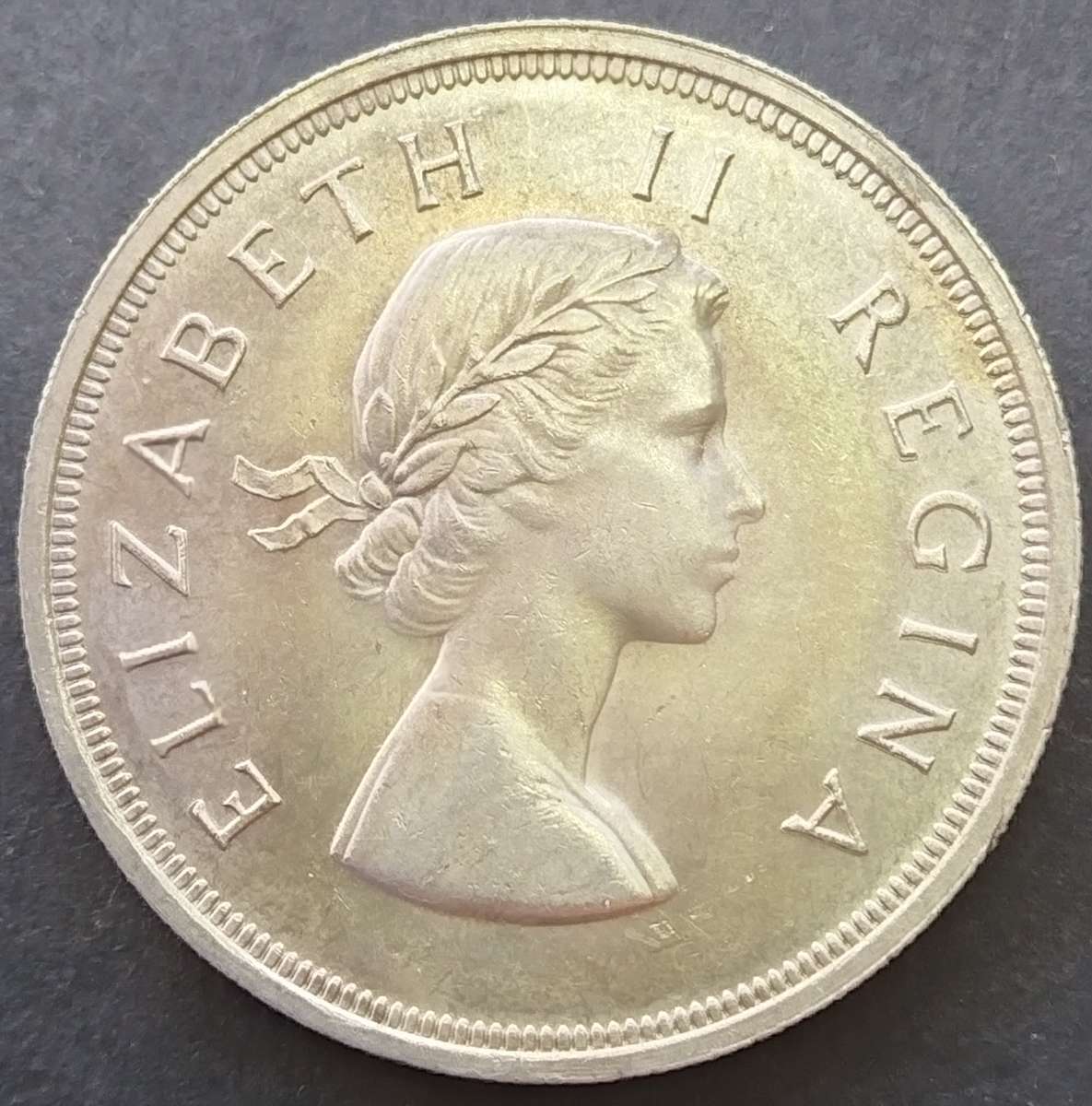 1956    5 SHILLING  COIN      (SILVER )       SUN15404