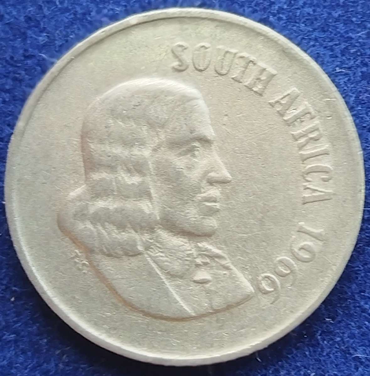 1966  10c   COIN   (English)       SUN15738