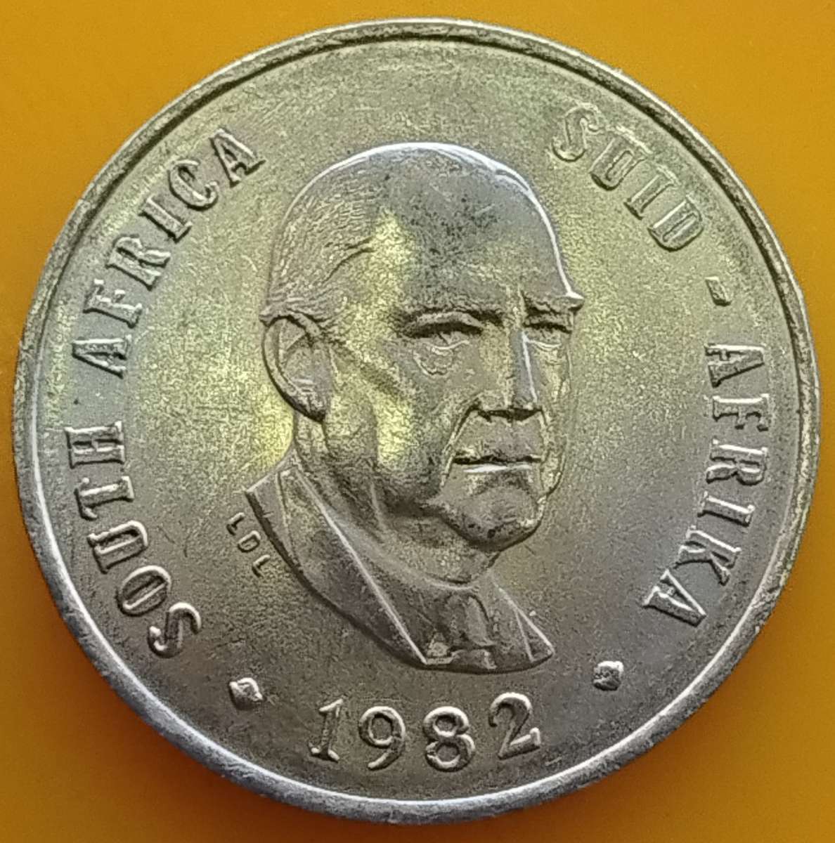 1982   10c   Coin                SUN16015