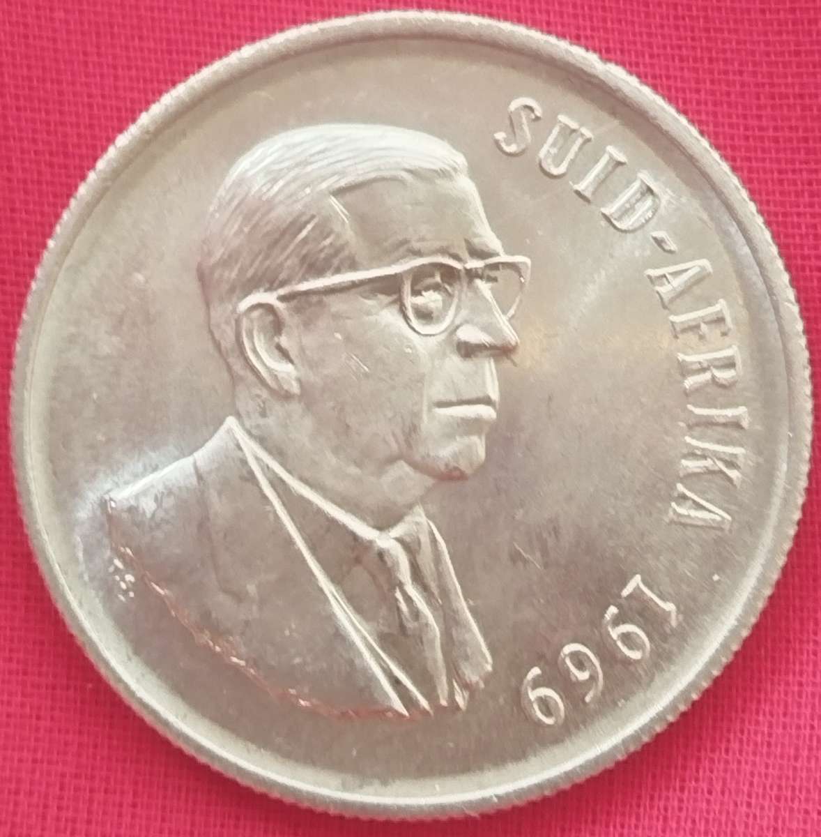 1969  SILVER   R1   COIN   (Afrikaans)       SUN16133
