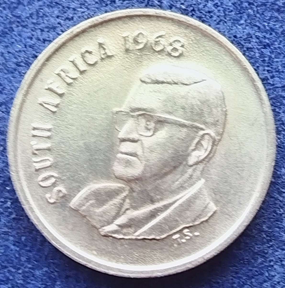 1968   5c   COIN   (English)       SUN16399