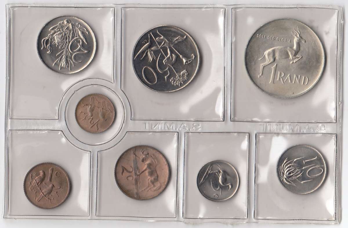 1976 MINT PACK UNC WITH SILVER R1 COIN       RSA