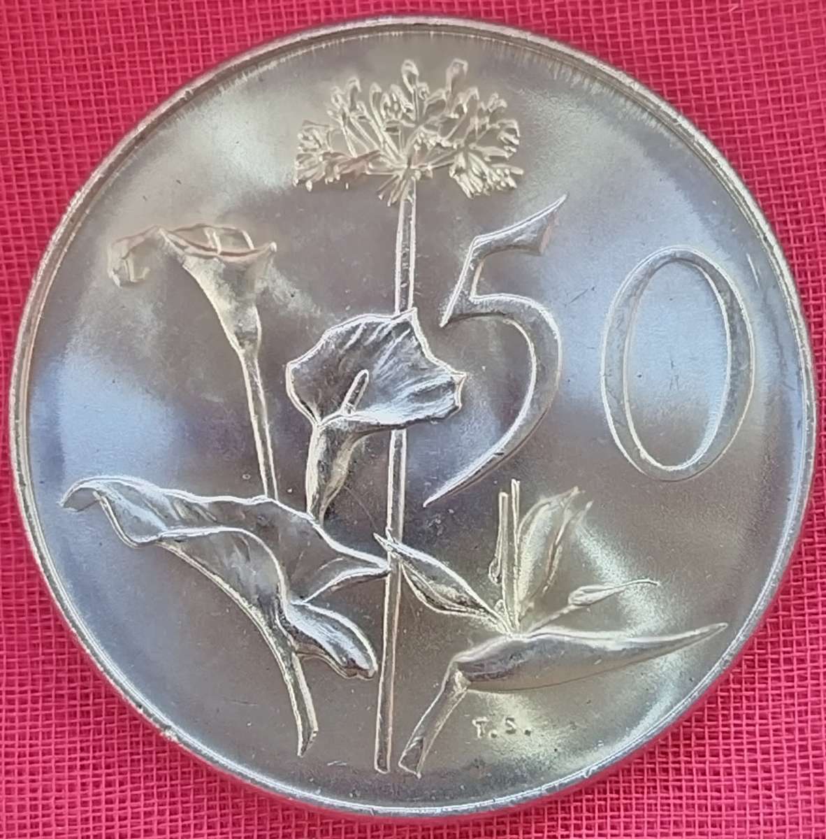 1968   50c   COIN   (English)       SUN17763~