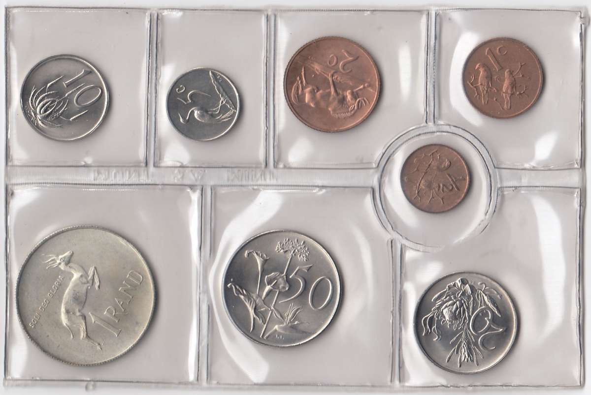 1972 MINT PACK UNC WITH SILVER R1 COIN       RSA