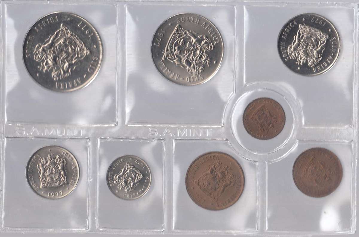 1977 MINT PACK UNC With 1/2 Cent Coin  Sealed    1977-080