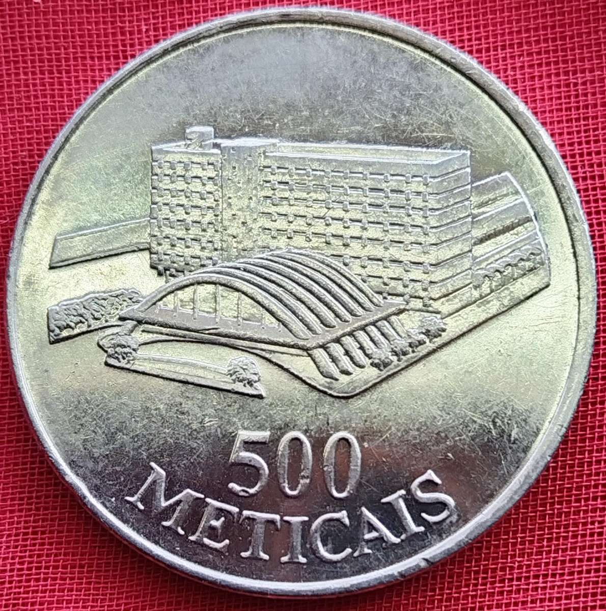 1994   500 Meticais    Mozambique          SUN13258~