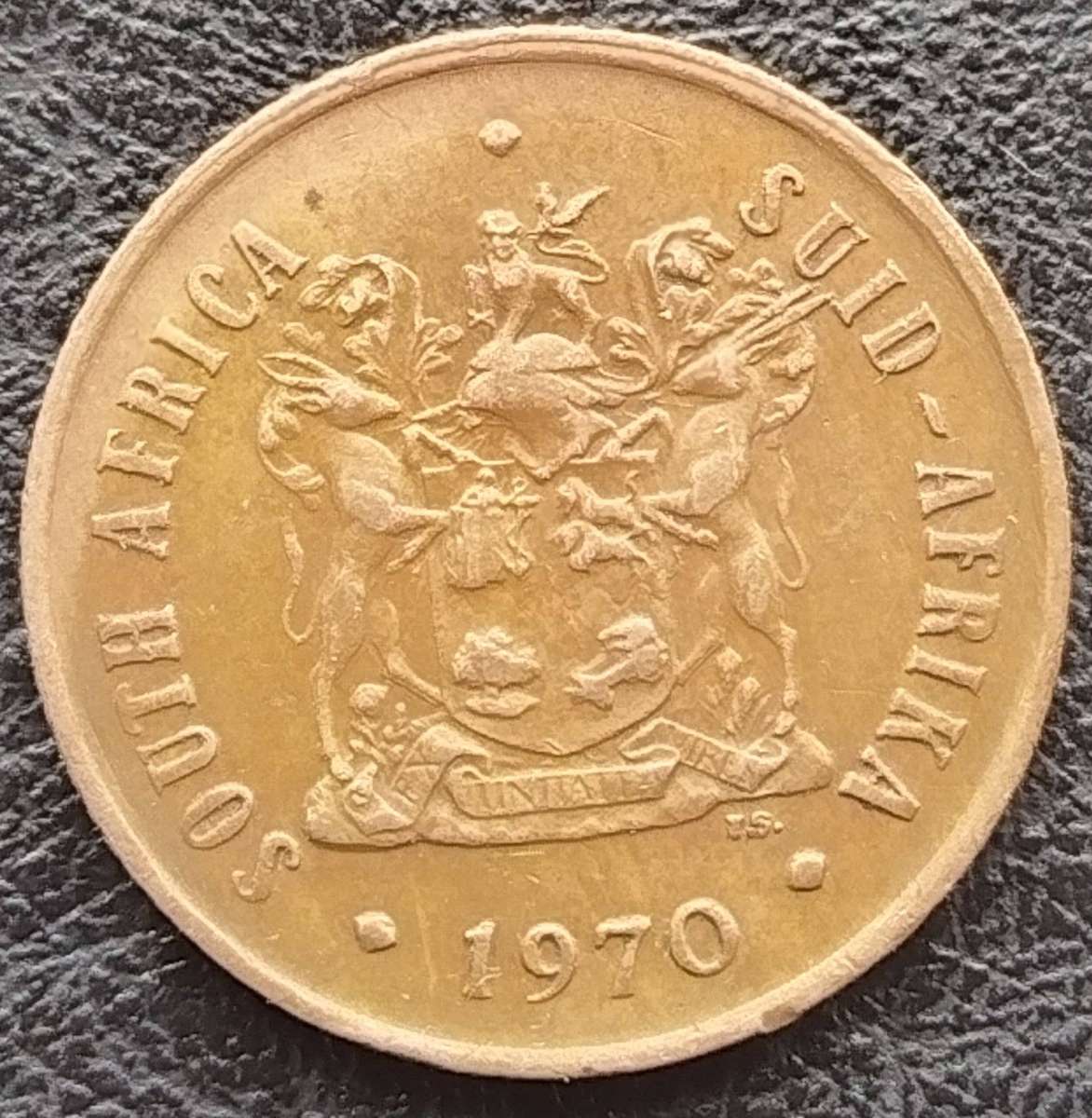 1970    2  Cent     Coin                SUN18186