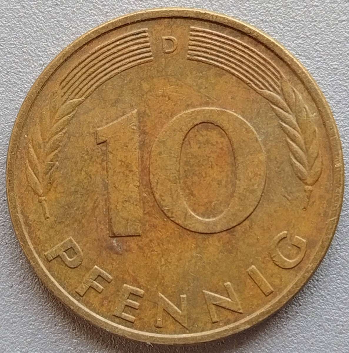 1981    10 PFENNIG Coin      GERMANY          SUN18383