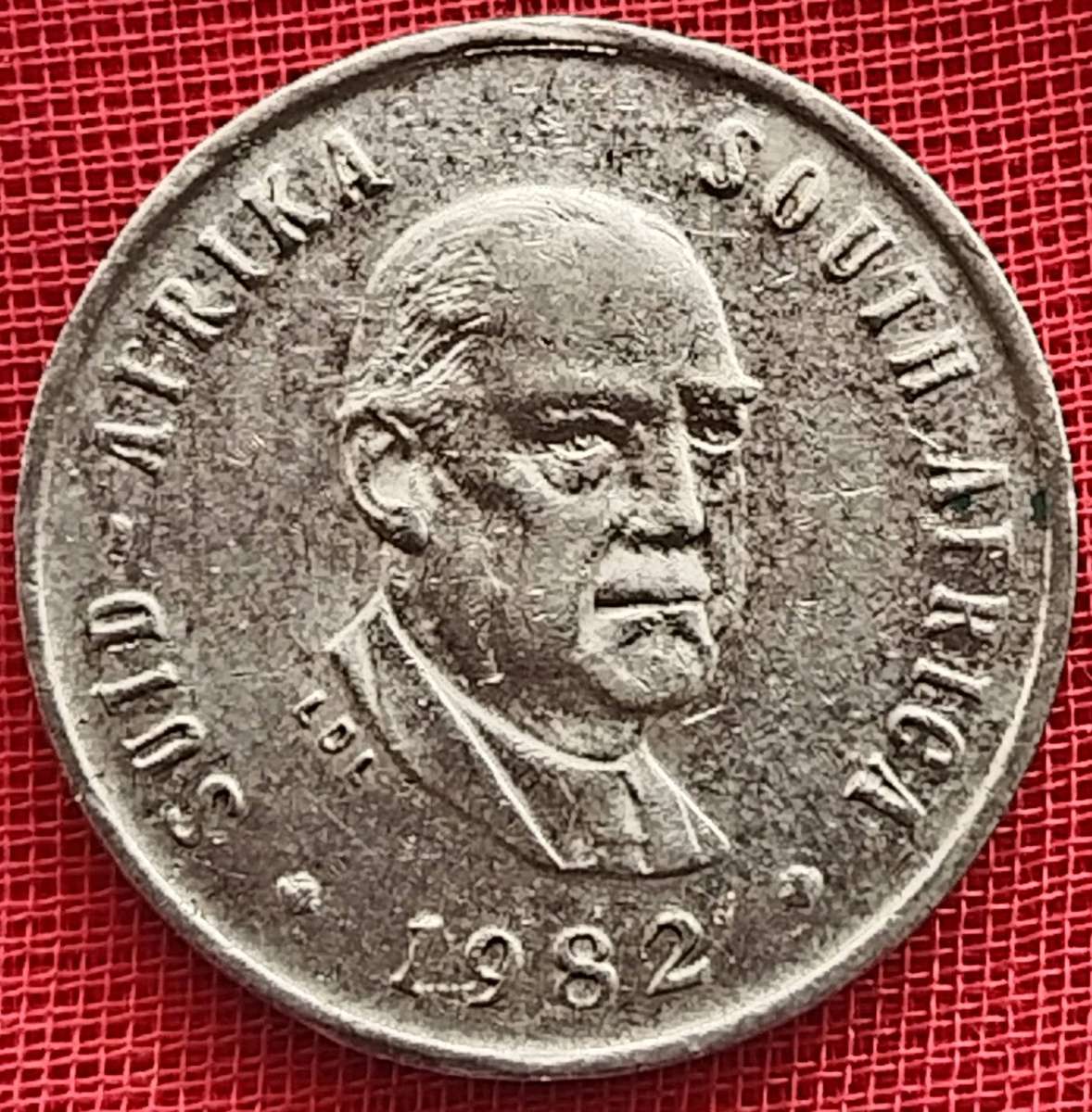 1982   5c   Coin                SUN18788