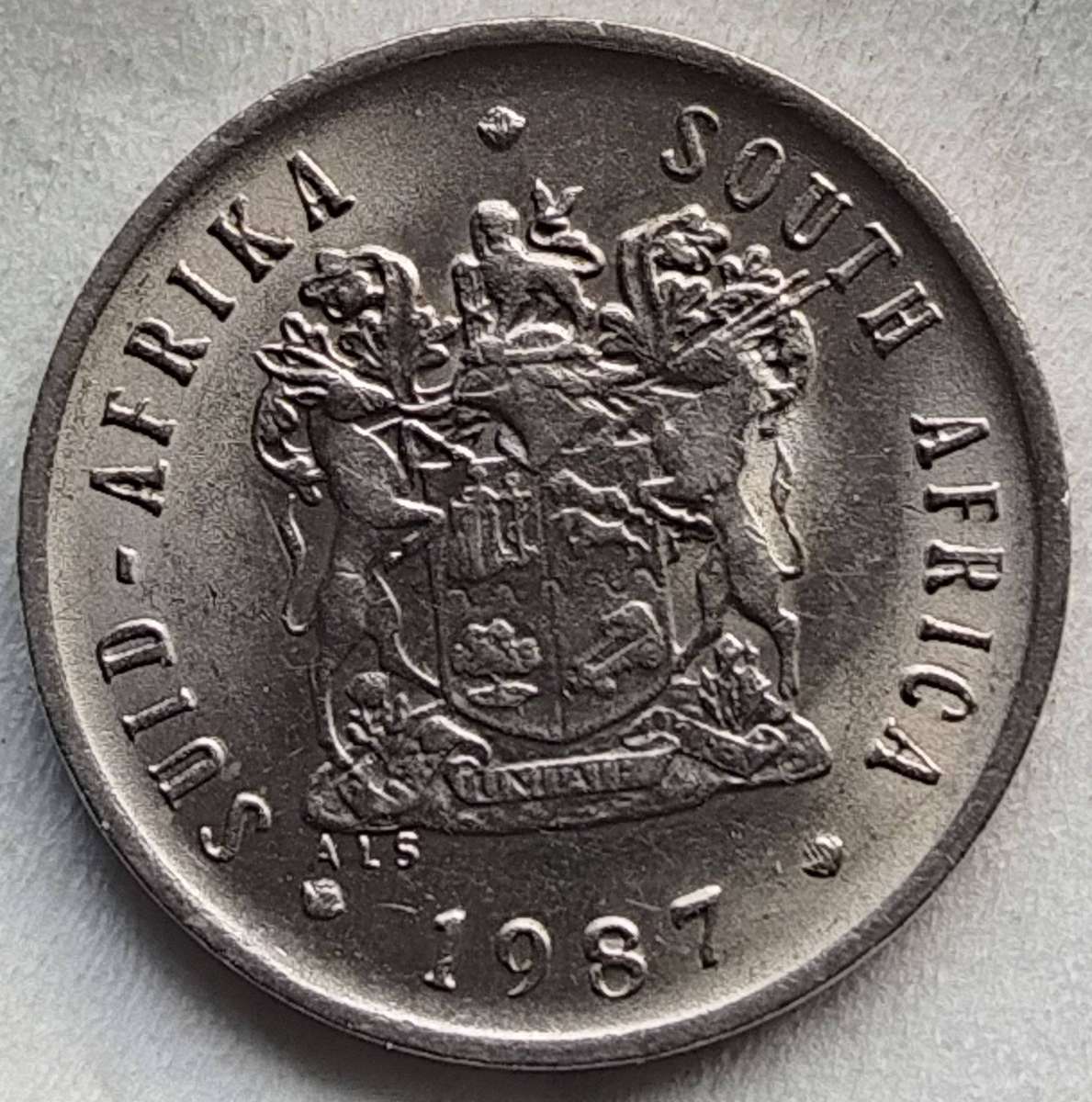 1987   5c   Coin                SUN18894