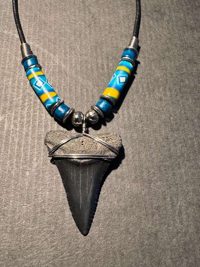Great White FOSSIL SHARK TOOTH PENDANT NECKLACE 34 mm large size