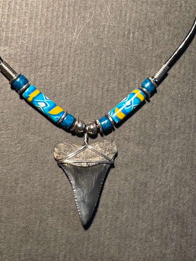 Great White FOSSIL SHARK TOOTH PENDANT NECKLACE 34 mm large size