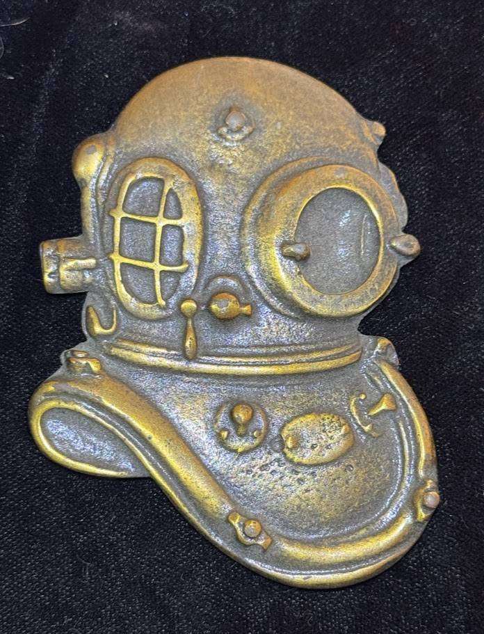 Presented is an impressive brass Navy Divers Insignia Plaque.