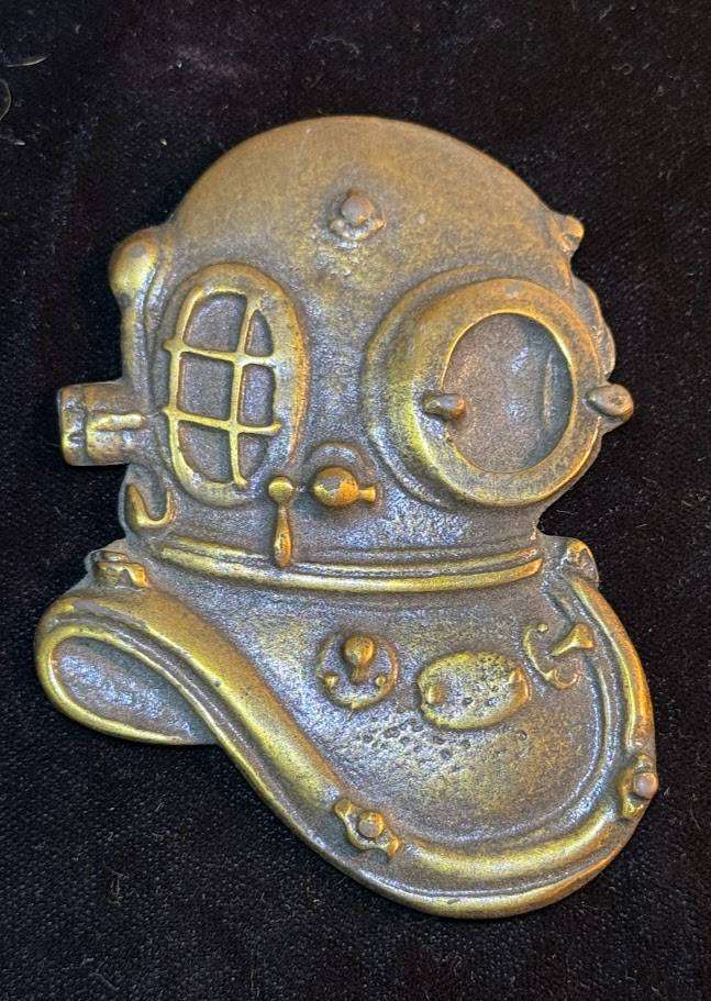 Presented is an impressive brass Navy Divers Insignia Plaque.