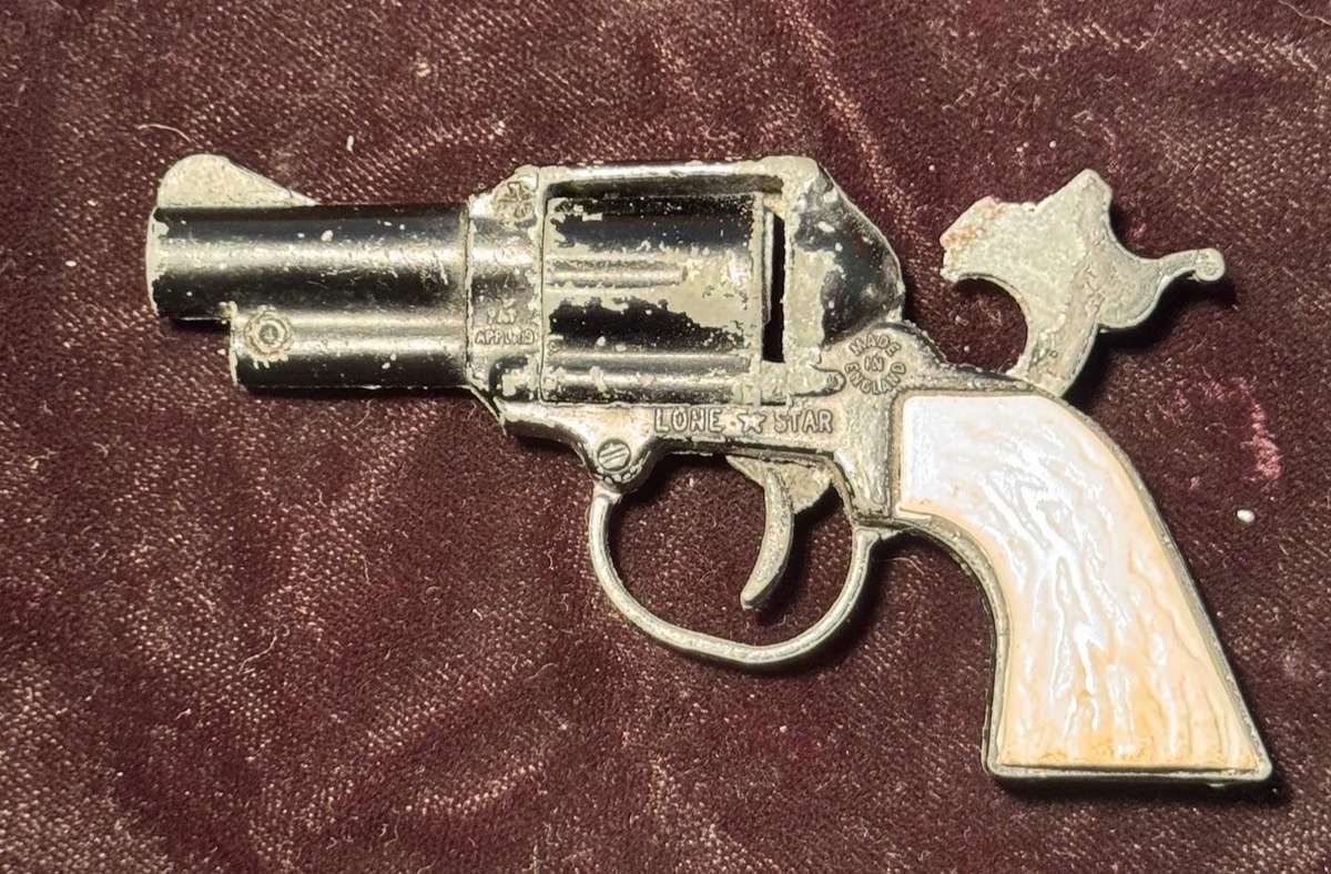 Vintage Lone Star Gambler Spud Gun/Cap Toy Gun. 1960s