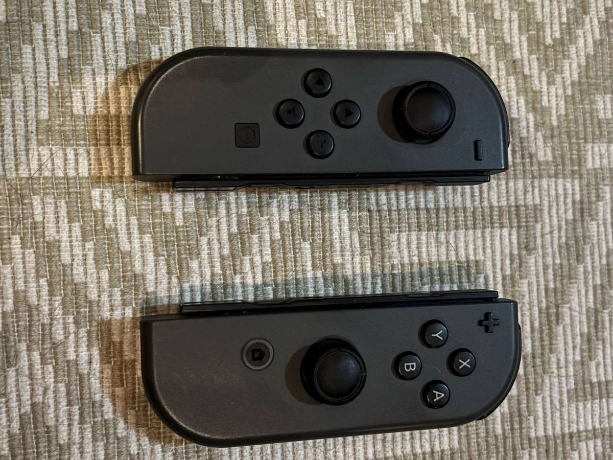Nintendo Switch V2 with all accessories