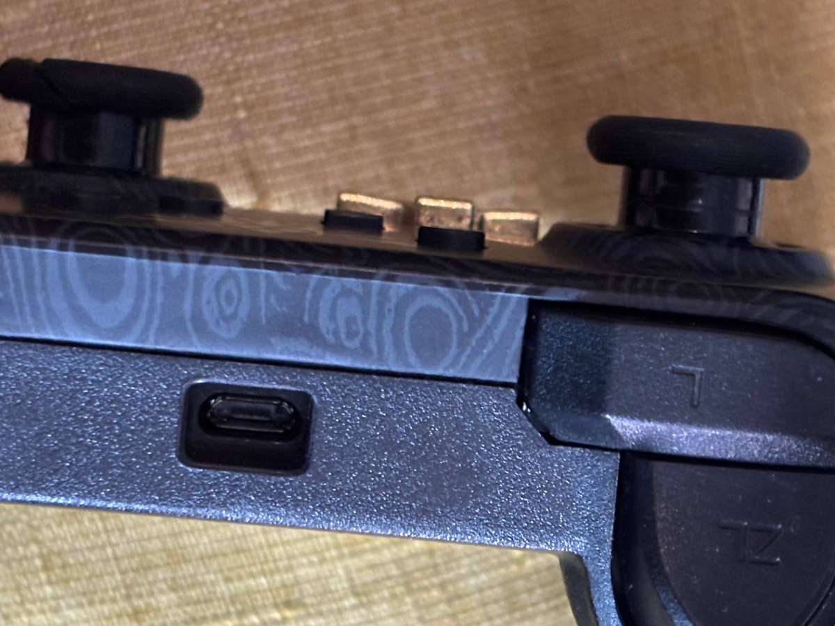 Zelda themed wired Nintendo Switch Controller