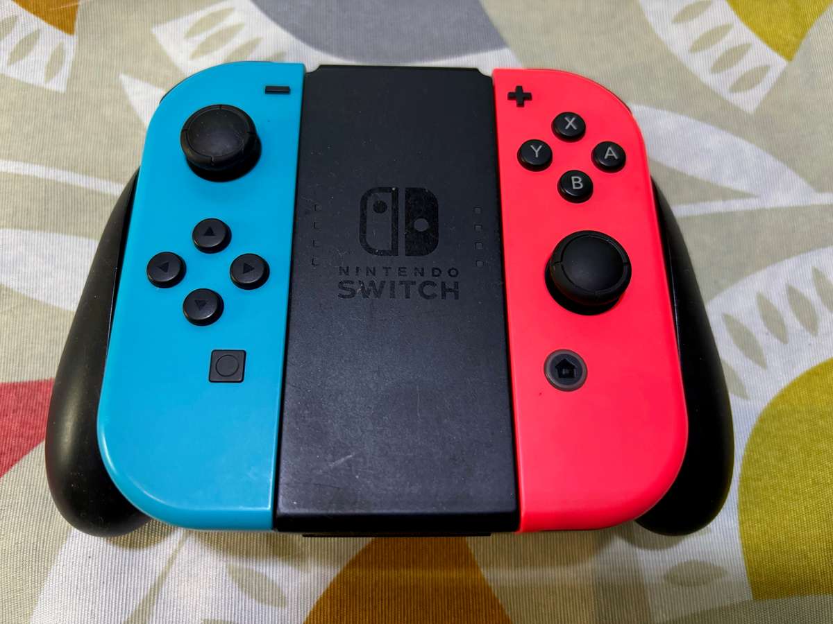 Joy-Con controller Grip for Nintendo Switch