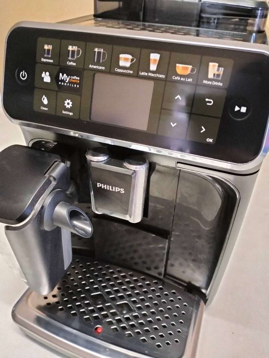 Philips 5400 Series Fully Automatic Espresso Machine - Premium Coffee