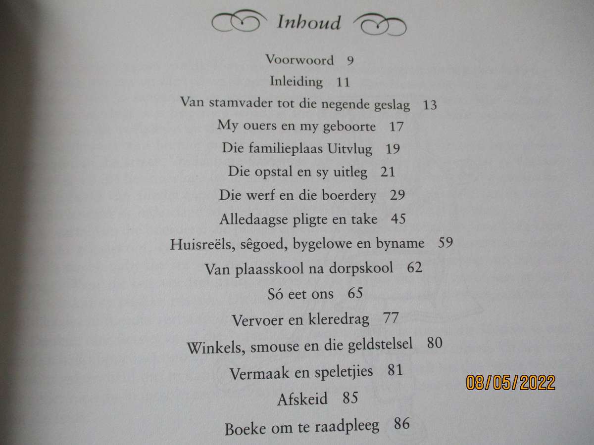 Betsie Rood - Uit die waaisand en kalkklippe