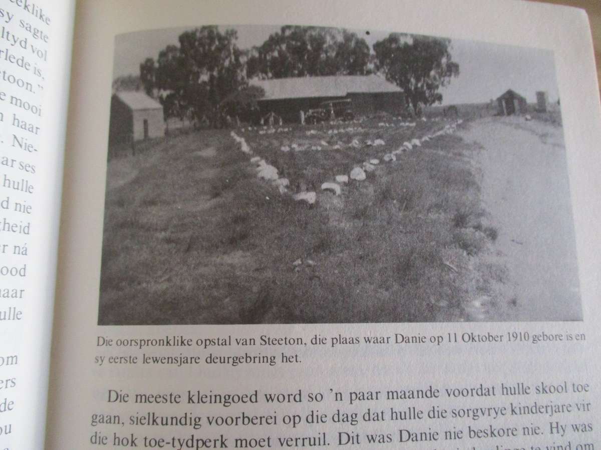 CRAVEN - Deur Hennie Gerber