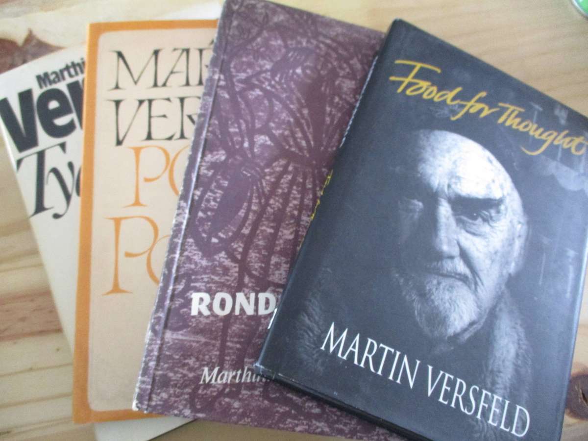 4 Martinus Versfeld books/boeke