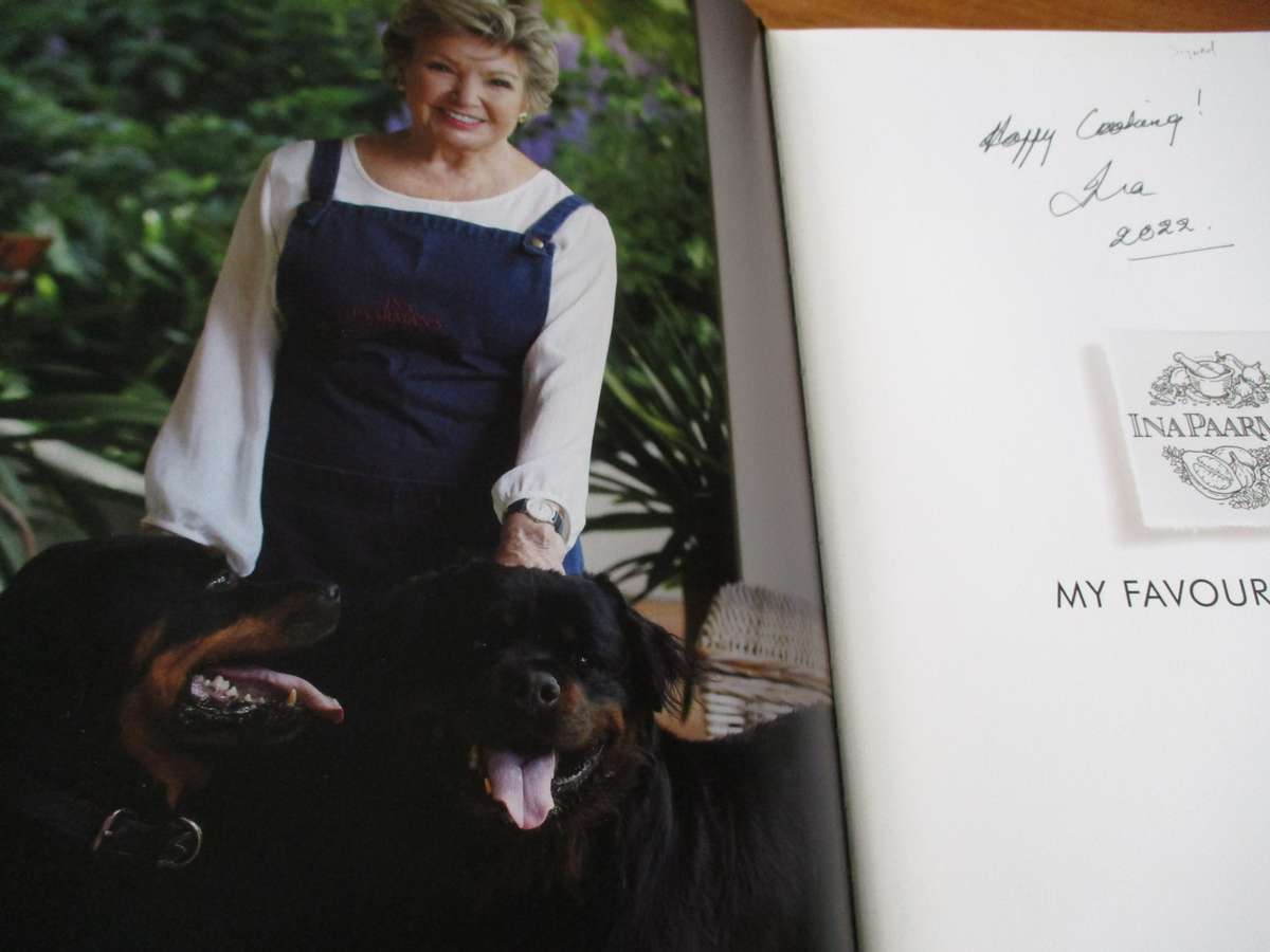 SIGNED. Ina Paarman My GFavourite Recipes