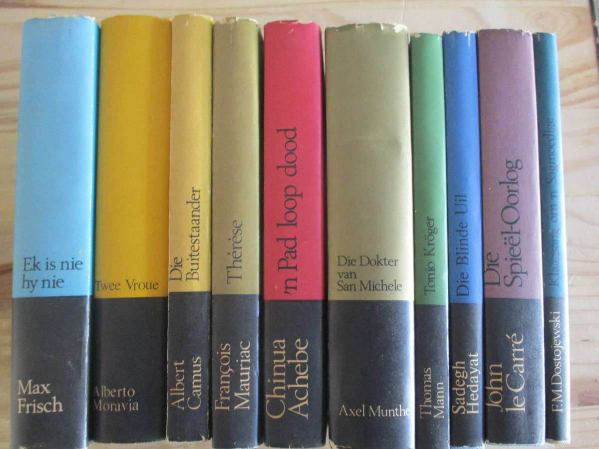 10 Afrikaanse Pers-Boekhandel Vertalings
