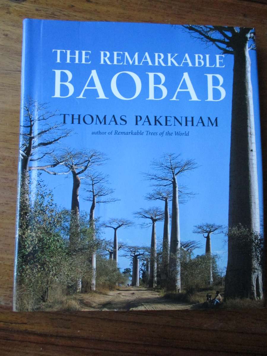 THE REMARKABLE BAOBAB  THOMAS PAKENHAM
