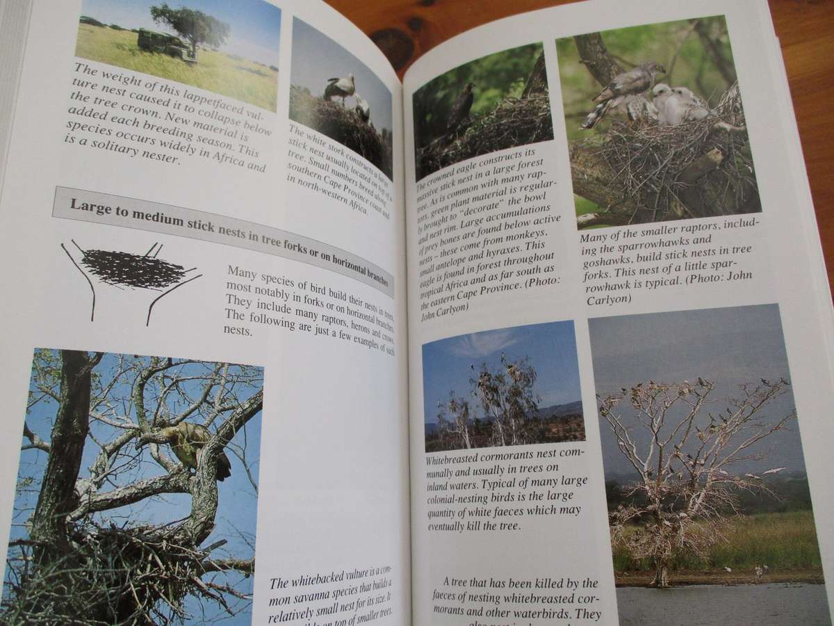 A Field guide to the Tracks & Signs of Southern and East African Wildlife Chris & Tilde Stuart