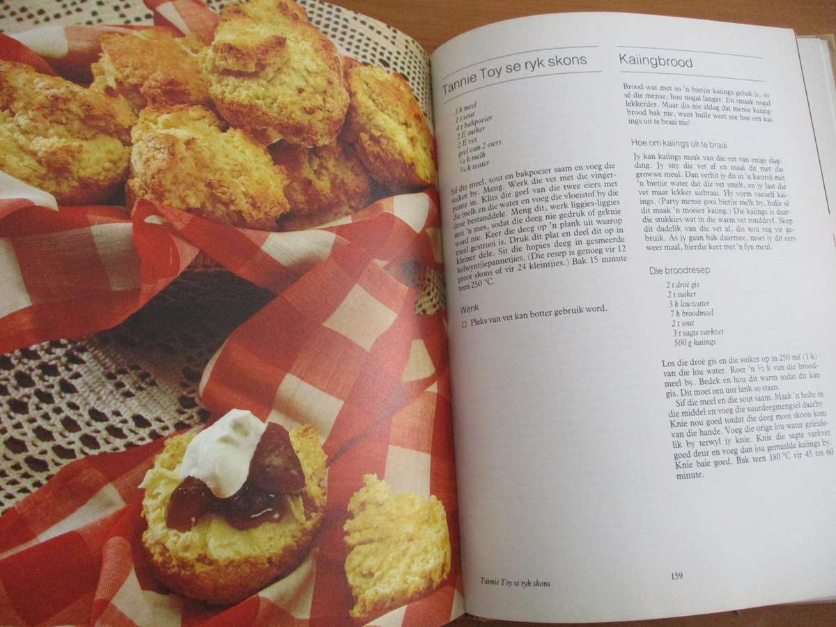 BOEREKOS - Tradisionele Suid-Afrikaanse Resepte. Dine van Zyl