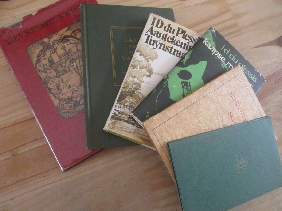 6 boeke deur I.D. du Plessis