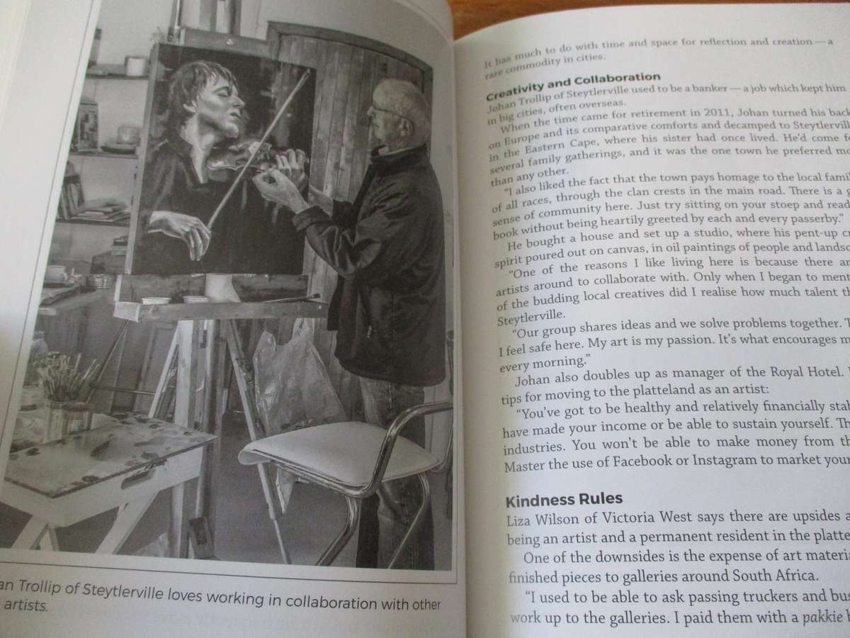 Moving to the Platteland  Life in Small Town South Africa  Julienne du Toit & Chris Marais