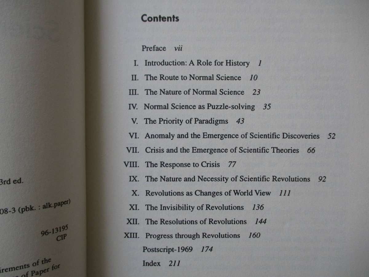 The Structure of Scientific Revolutions - Thomas S Kuhn