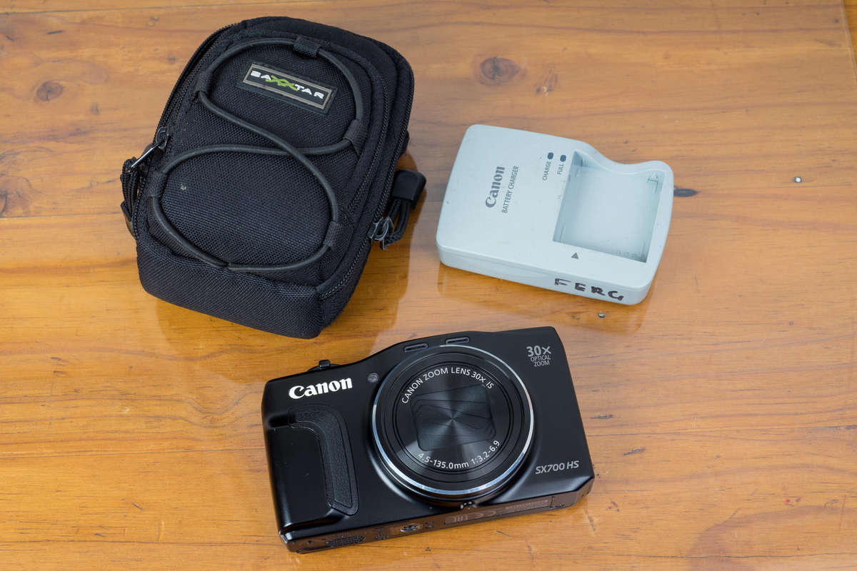 Canon Powershot SX700 HS digital compact camera