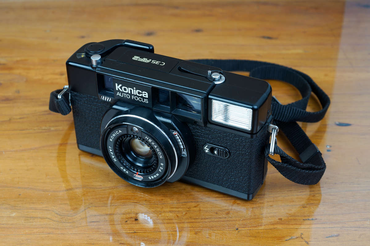 Konica C35 AF2 point & shoot 35mm film camera