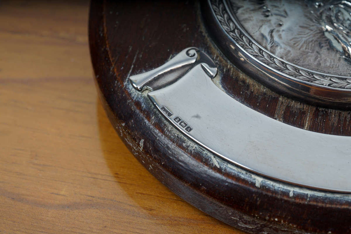 Vintage wood & sterling silver Alsatian league & club of Great Britain plaque