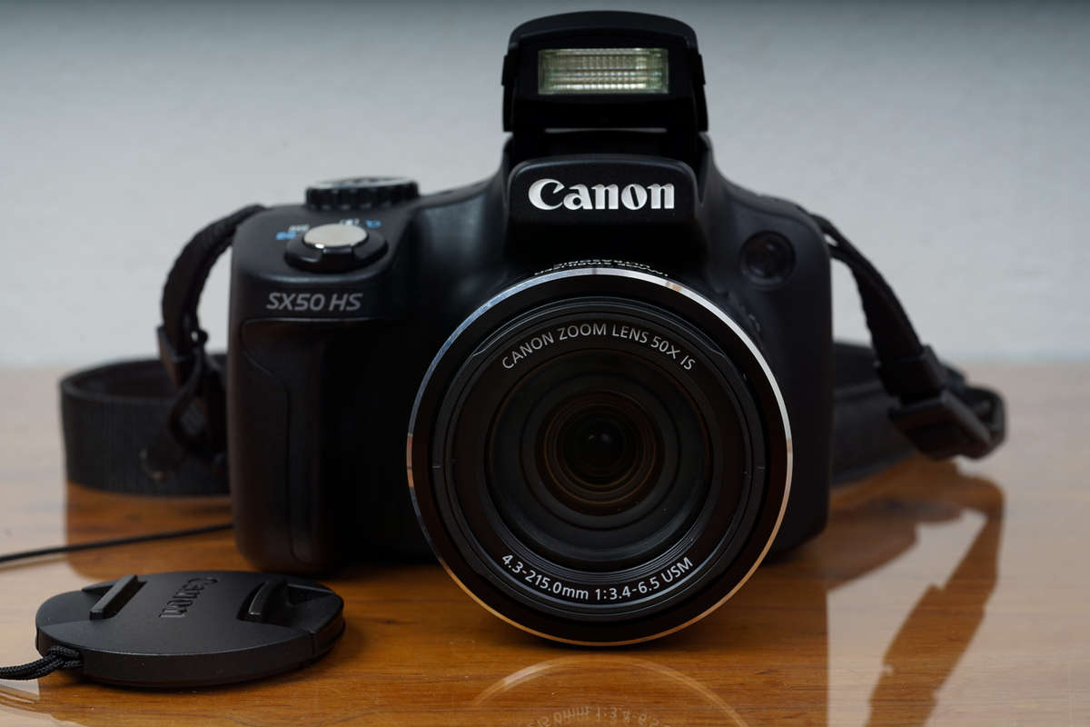 Canon PowerShot SX50 HS 12.1mp digital point & shoot camera