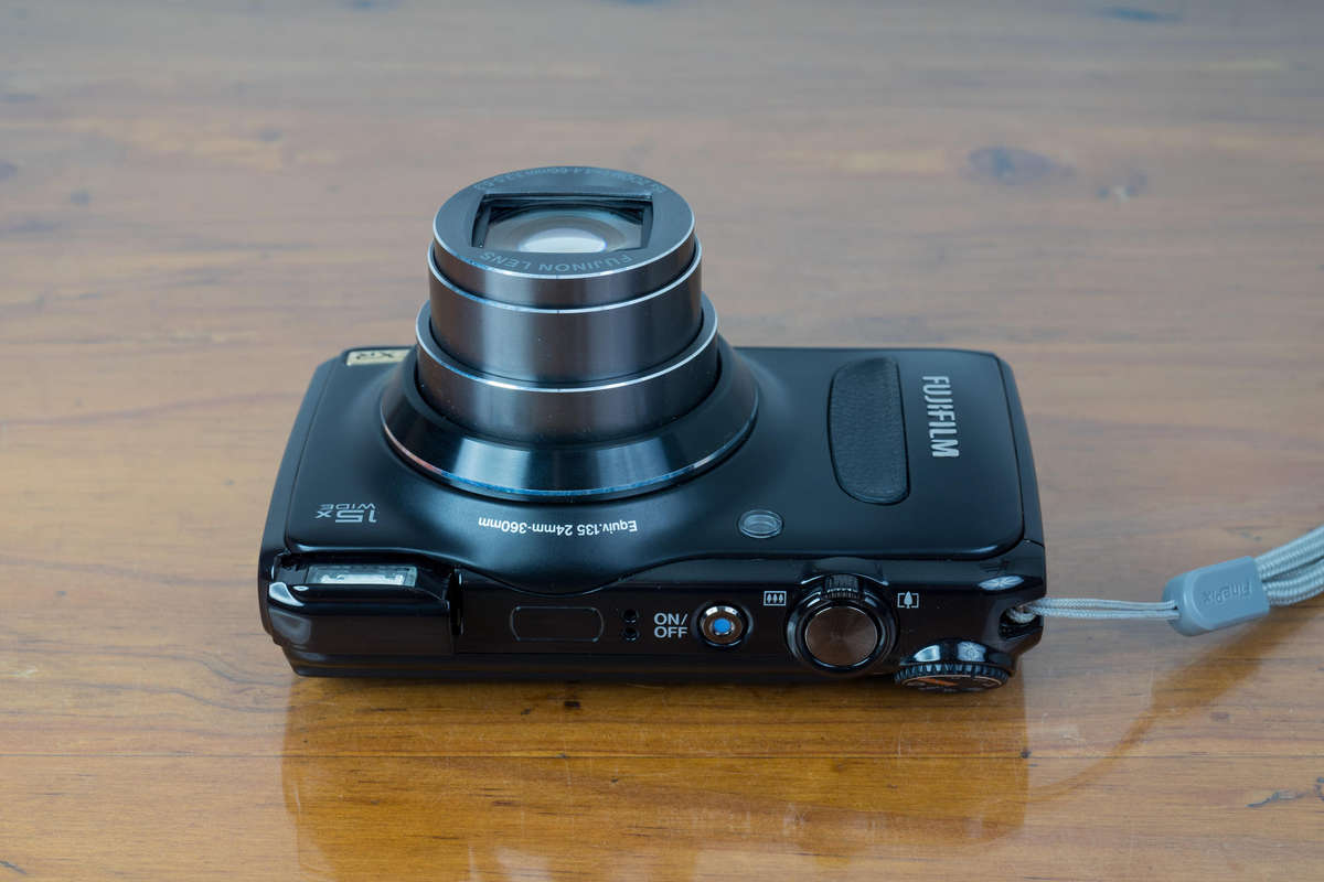 Fujifilm Finepix F300EXR 12mp digital camera