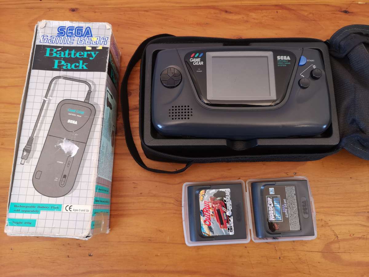 Sega game gear handheld console **please read**
