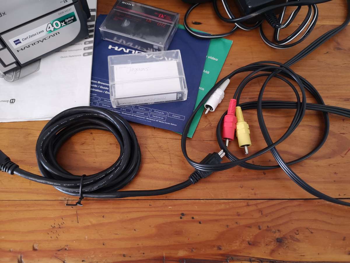 Sony Handycam DCR-HC37 camcorder