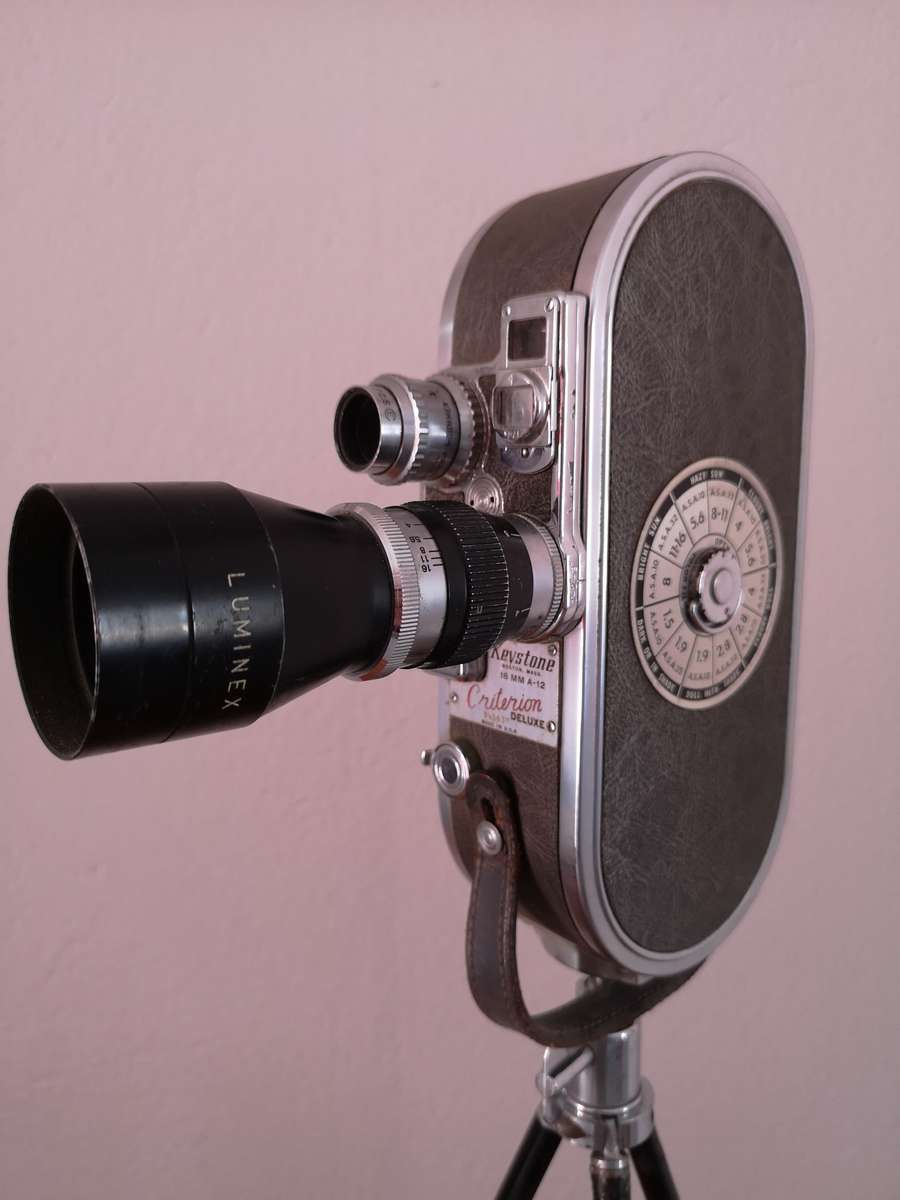 Keystone A-12 Criterion deluxe 16mm film movie camera
