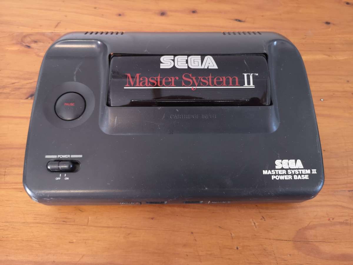 Vintage Sega master system II console