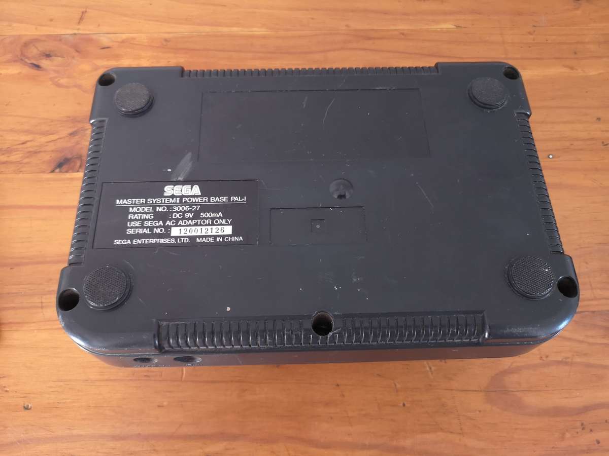 Vintage Sega master system II console