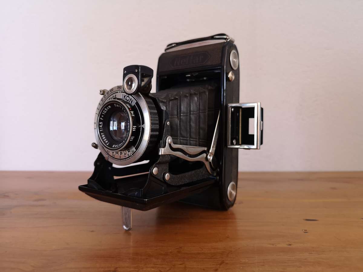 Zeiss Ikon Nettar 515/2 medium format 6x9 camera *Tessar lens*